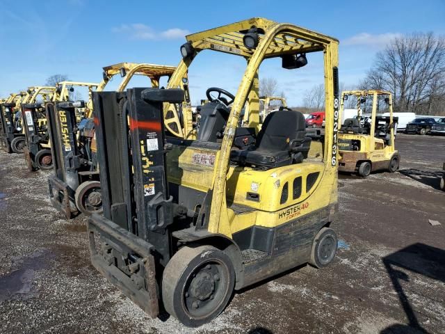 2010 Hyster ER Forklift