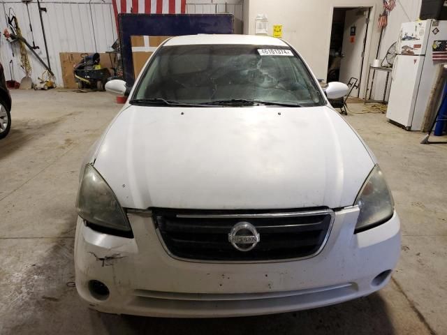 2004 Nissan Altima Base