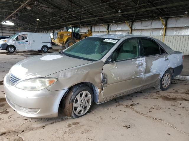 2005 Toyota Camry LE