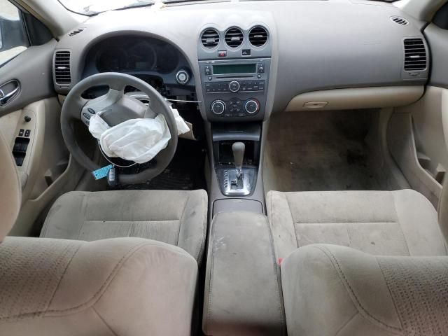 2010 Nissan Altima Base