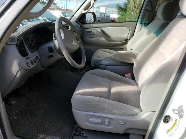 2005 Toyota Sequoia SR5