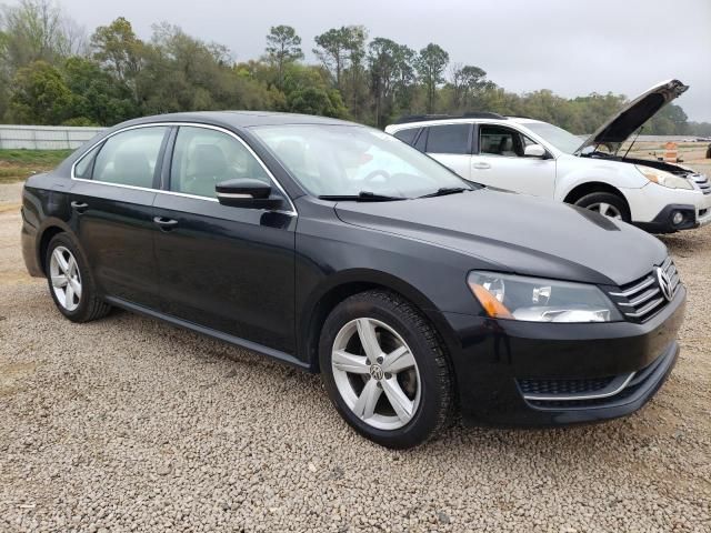 2013 Volkswagen Passat SE