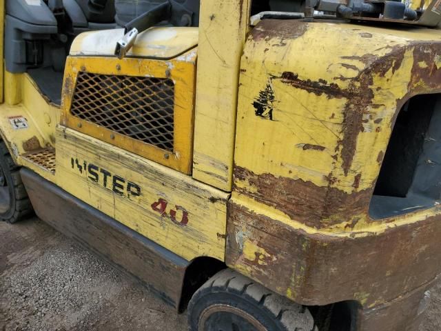 2002 Hyster Forklift