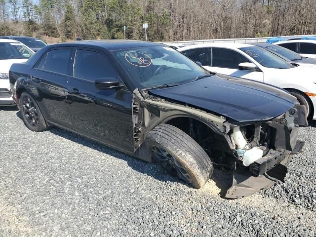 2019 Chrysler 300 Touring