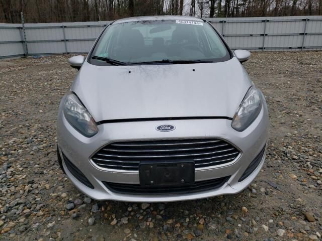 2016 Ford Fiesta SE