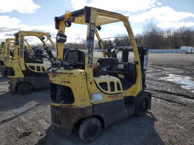 2007 Hyster ER Forklift