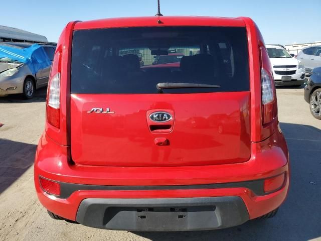 2012 KIA Soul +