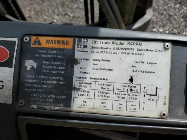 2002 Hyster ER Forklift