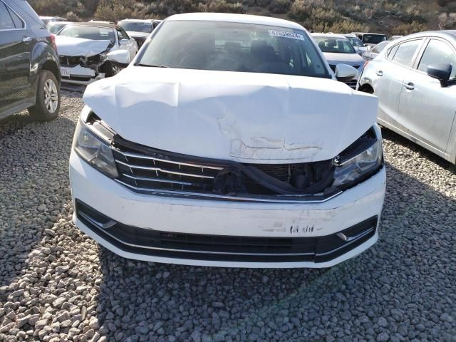 2016 Volkswagen Passat S