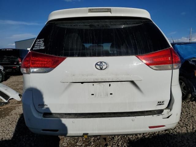 2013 Toyota Sienna XLE