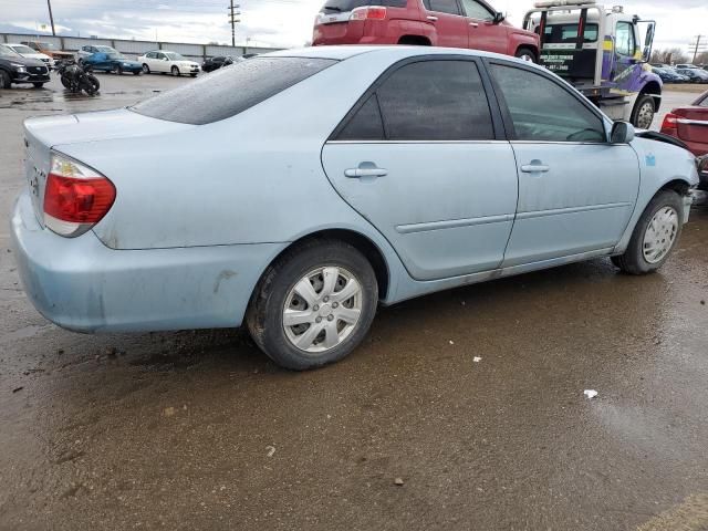 2005 Toyota Camry LE