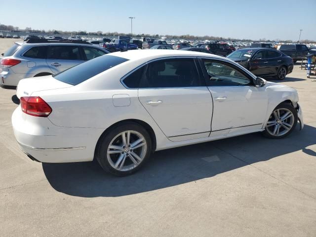 2012 Volkswagen Passat SEL