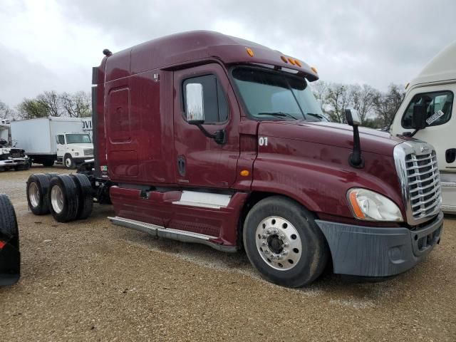 2011 Freightliner Cascadia 125