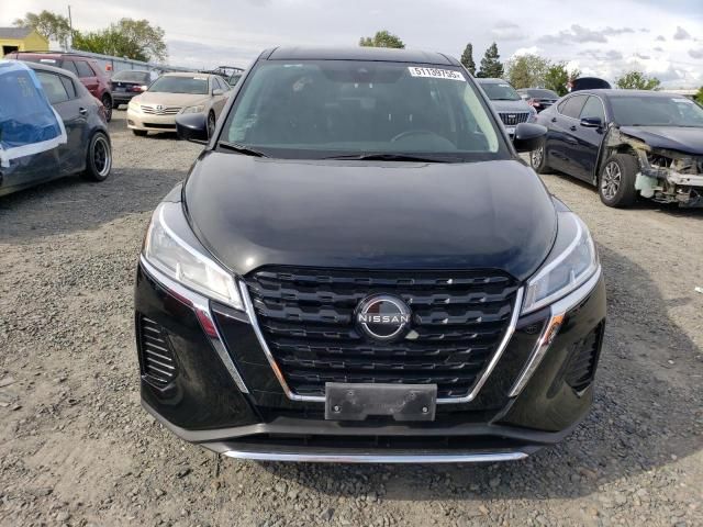 2022 Nissan Kicks S
