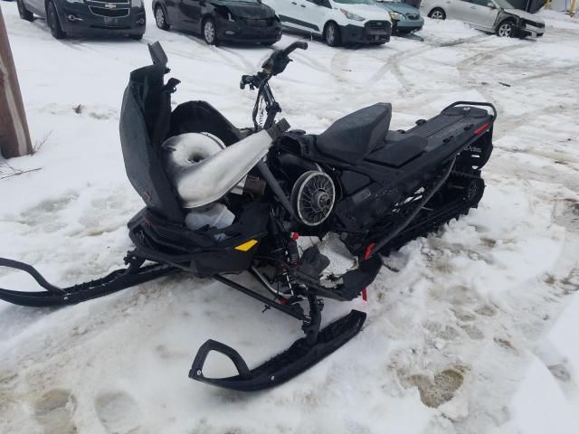 2024 Skidoo 2024 Skidoo Backcountr