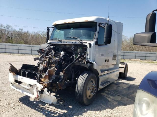 1999 Volvo VN Semi Truck