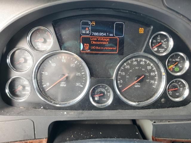 2022 Kenworth T680 Semi Truck