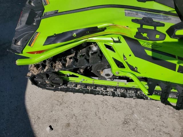2024 Arctic Cat Snowmobile