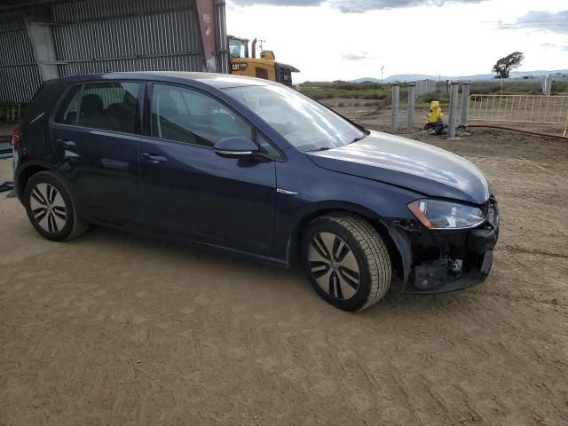 2016 Volkswagen E-GOLF SE