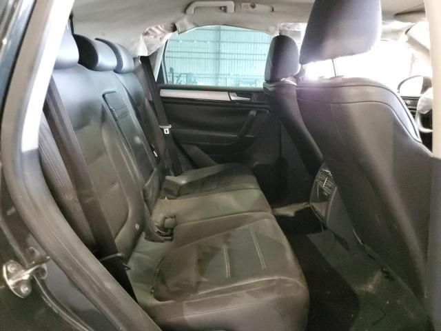 2014 Volkswagen Touareg V6