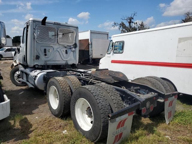 2022 Freightliner Cascadia 116 Semi Truck