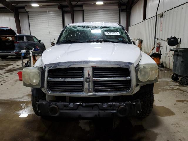 2005 Dodge Dakota Quattro