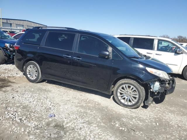 2015 Toyota Sienna XLE