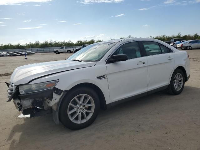 2013 Ford Taurus SE