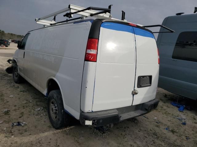 2023 GMC Savana G3500