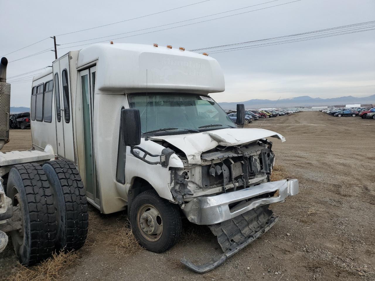 2019 Ford Econoline E450 Super Duty Cutaway van