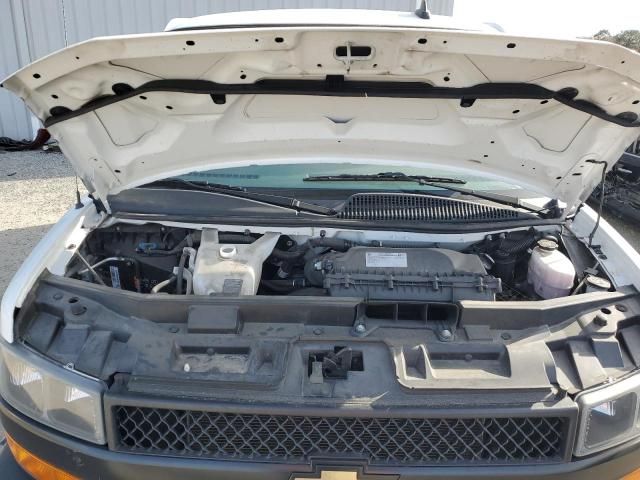 2021 Chevrolet Express G2500