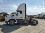 2017 Peterbilt 579 Semi Truck