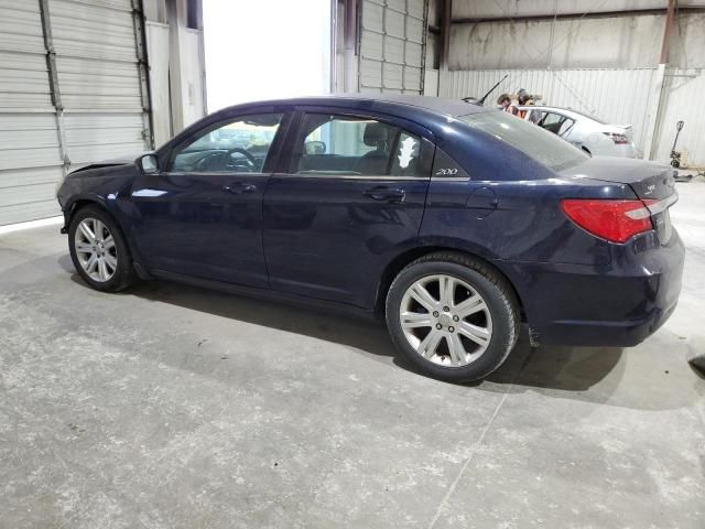 2013 Chrysler 200 Touring