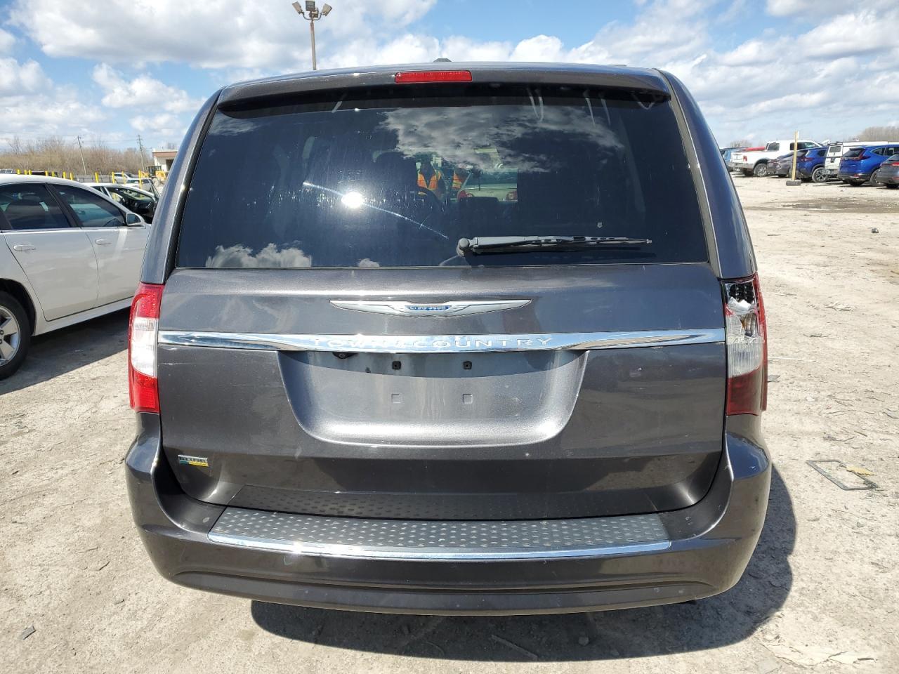 2015 Chrysler Town & Country Touring
