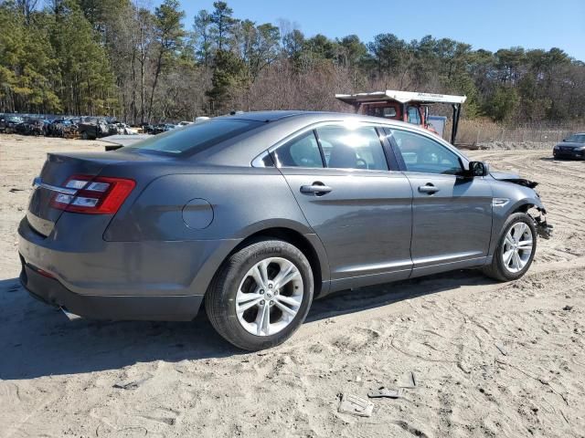 2018 Ford Taurus SE