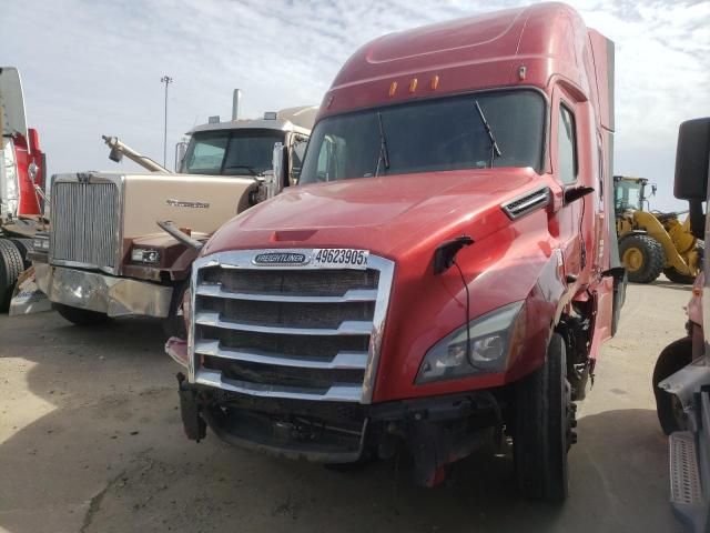 2018 Freightliner Cascadia Semi Truck