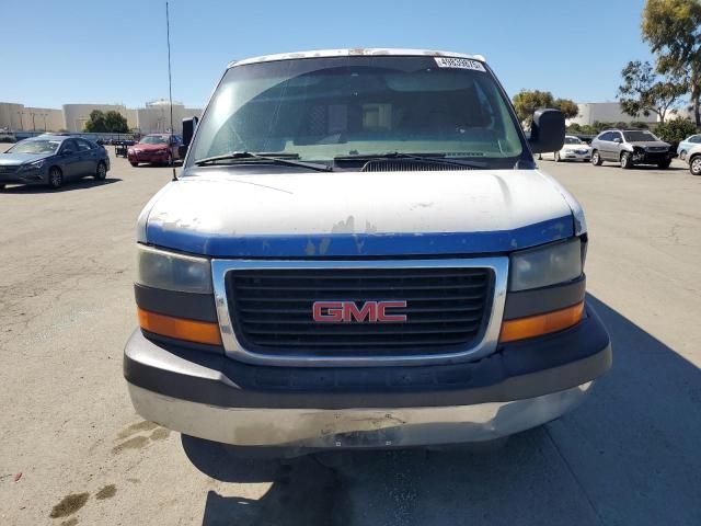 2004 GMC Savana G3500