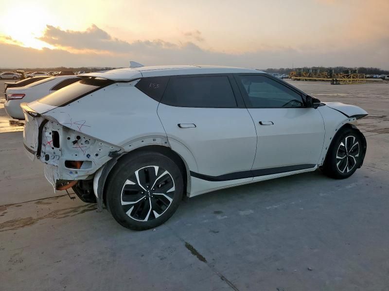 2022 KIA EV6 GT Line
