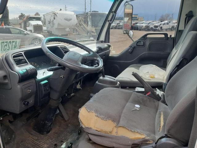 2003 Isuzu NPR