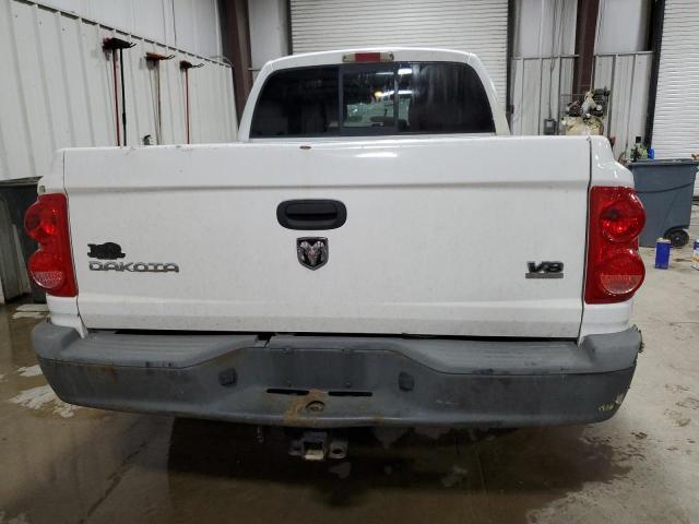 2005 Dodge Dakota Quattro