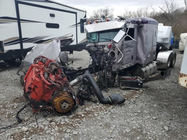 2019 Peterbilt 389 Semi Truck