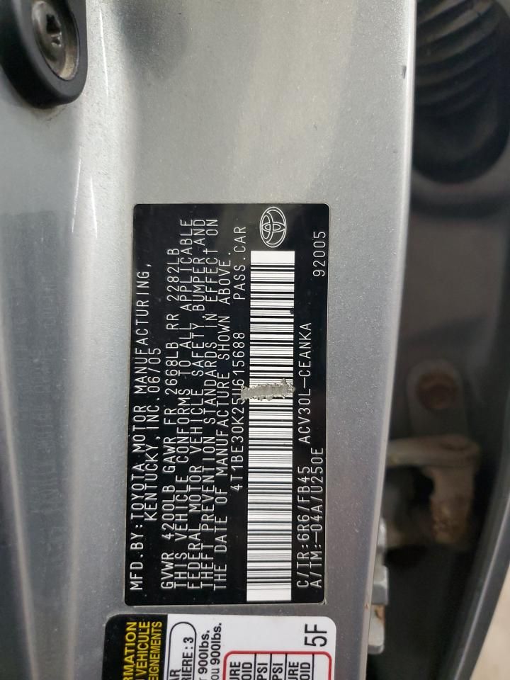 2005 Toyota Camry le