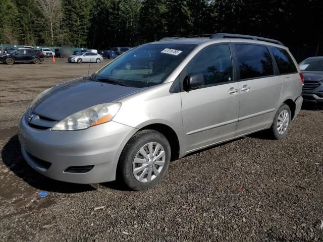 2009 Toyota Sienna CE