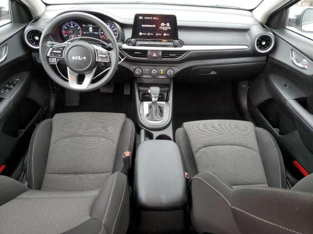 2023 KIA Forte LX