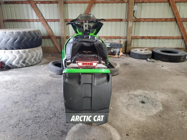 2017 Arctic Cat Snowmobile