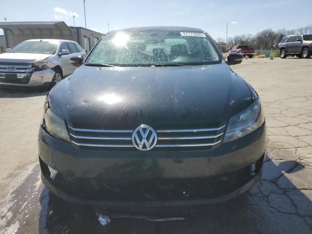 2013 Volkswagen Passat SE