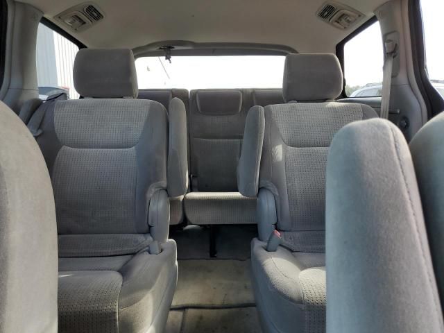 2007 Toyota Sienna CE