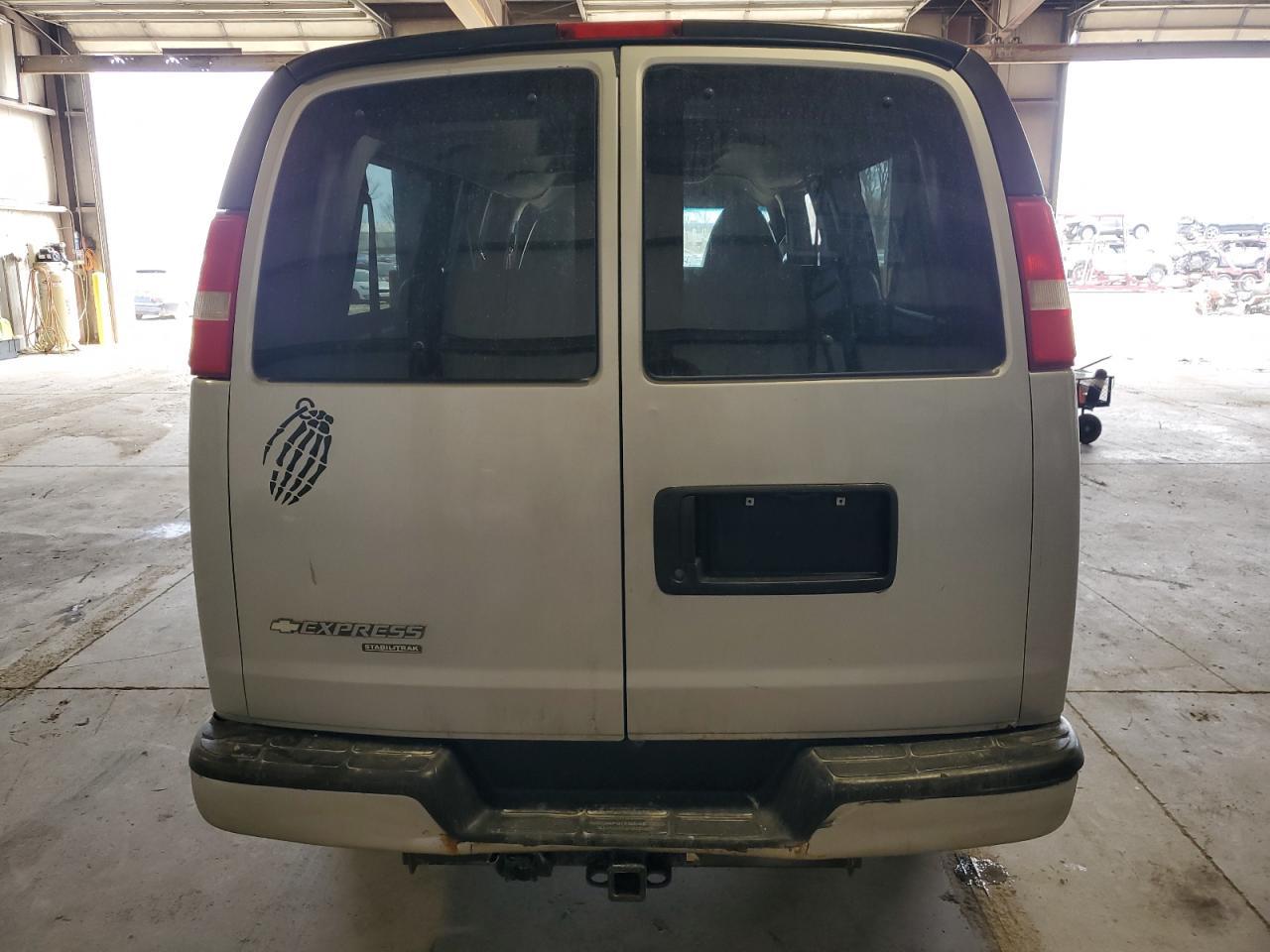 2012 Chevrolet Express G3500 ls