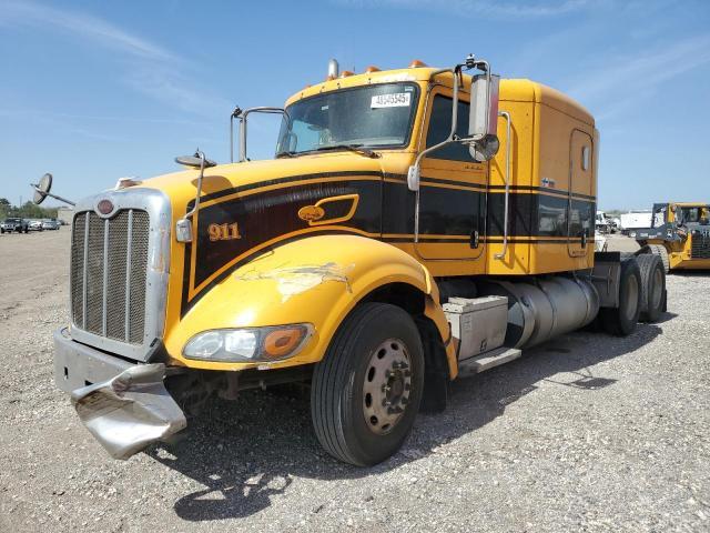 2013 Peterbilt 386 Semi Truck