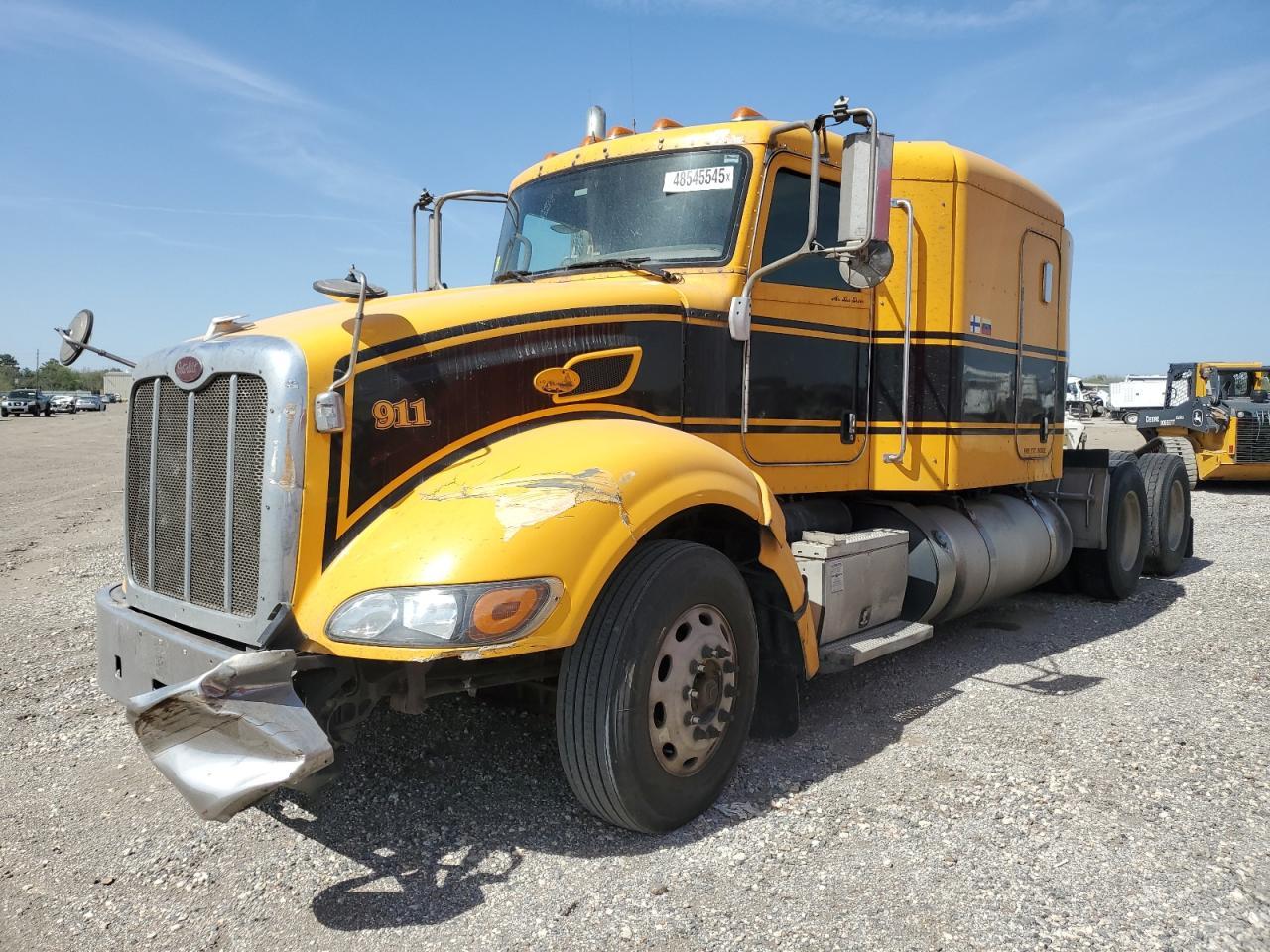 2013 Peterbilt 386 Semi Truck